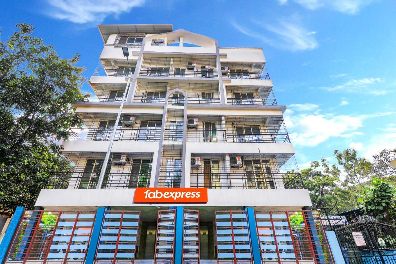 Fabexpress Nalanda Service Apartment ムンバイ エクステリア 写真