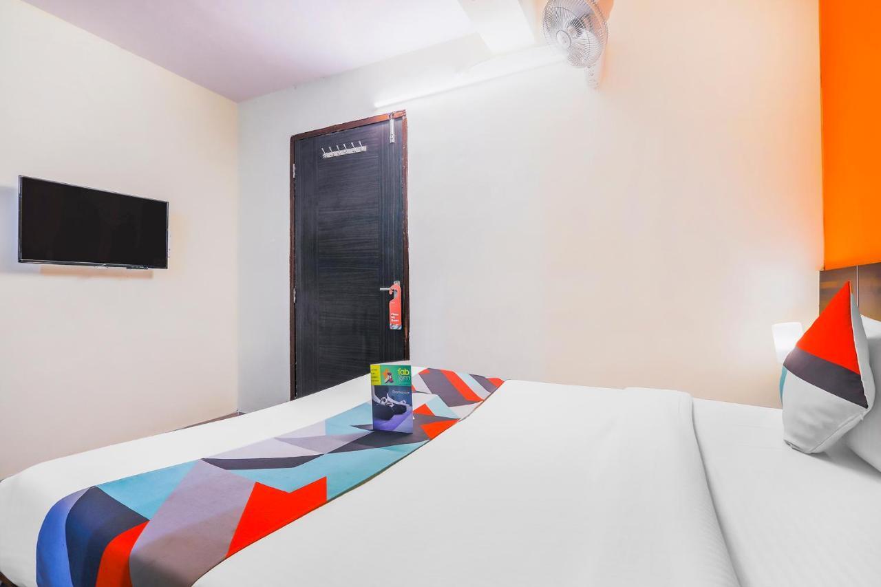 Fabexpress Nalanda Service Apartment ムンバイ エクステリア 写真